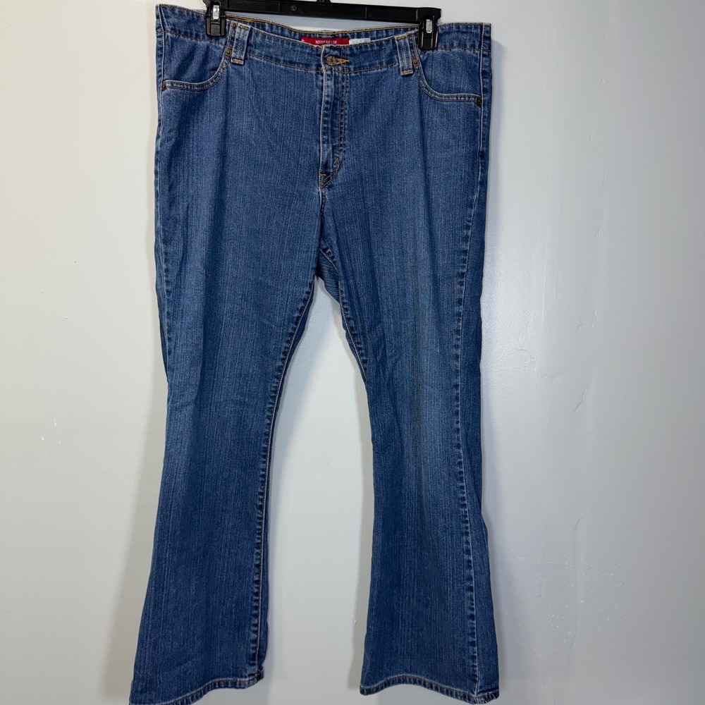 Levis 525 Nouveau Low Boot Cut Stretch Jeans Blue Denim Womens Size 18 MIS M Y2K